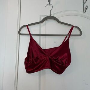 RED BRA CROP TOP SIZE M/L FOREVER 21